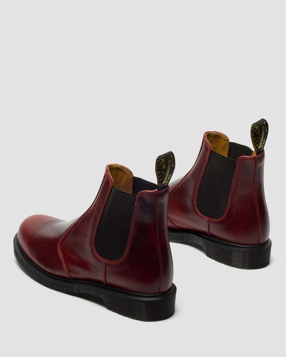 2976 Classic Calf Leather Chelsea Boots