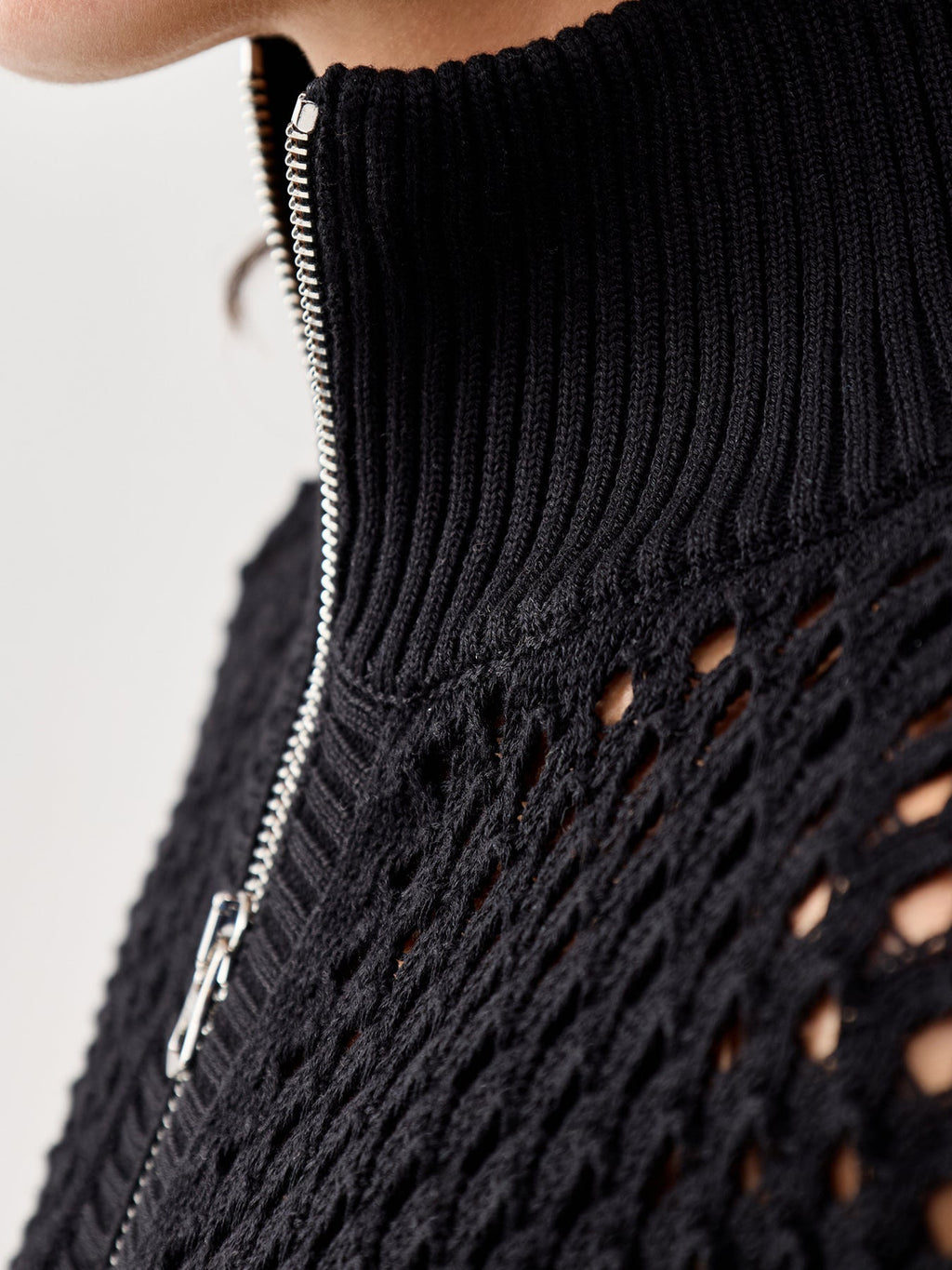 Gaines Half Zip Sweatshirt Black